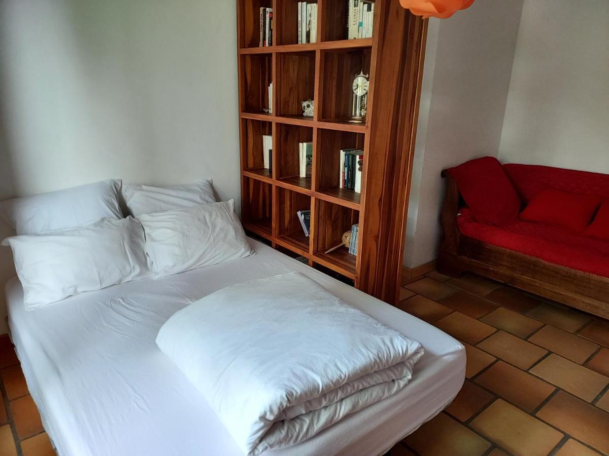 Maison les Salles-sur-Verdon Extérieur photo