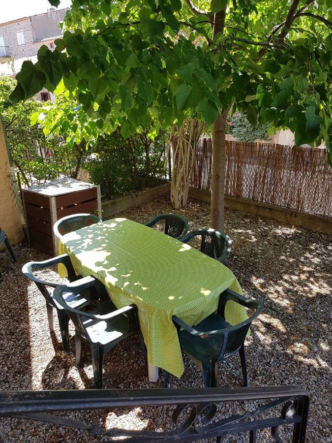 Maison les Salles-sur-Verdon Extérieur photo